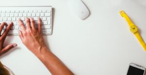 Skuteczne techniki tworzenia angażujących treści w branży modowej